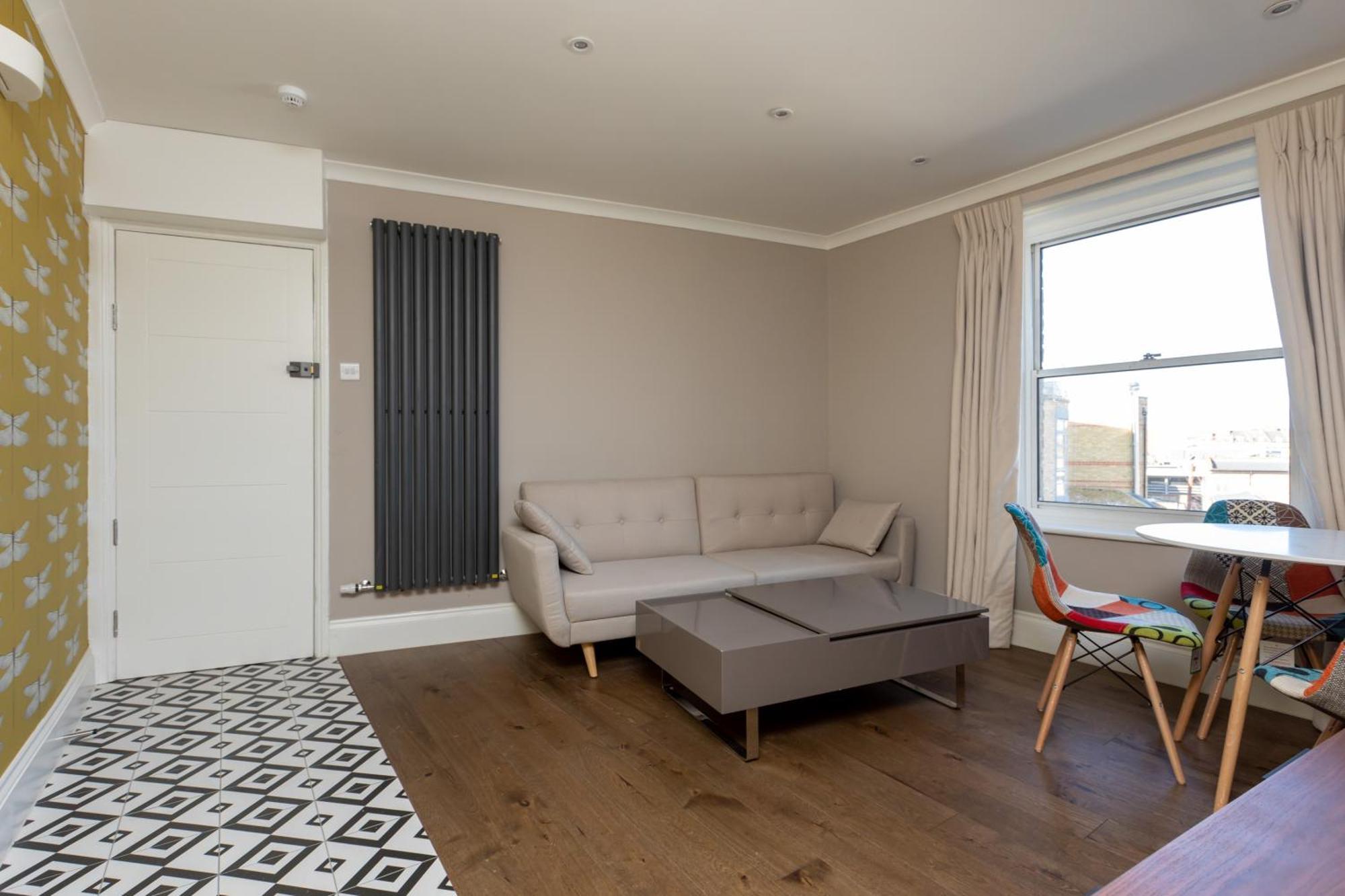 런던 Spacious & Pristine 2Bd Flat - Balham 아파트 외부 사진