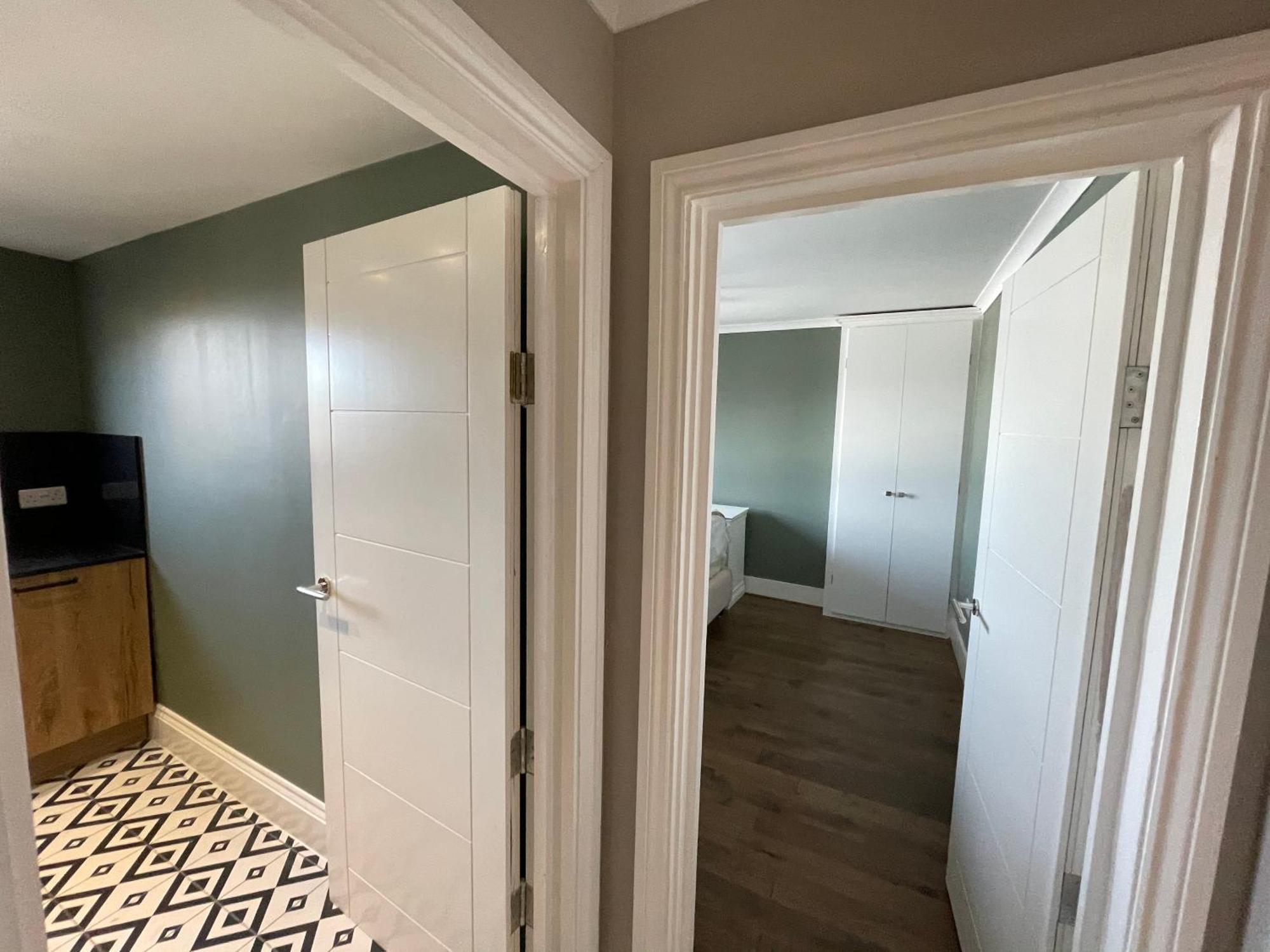 런던 Spacious & Pristine 2Bd Flat - Balham 아파트 외부 사진